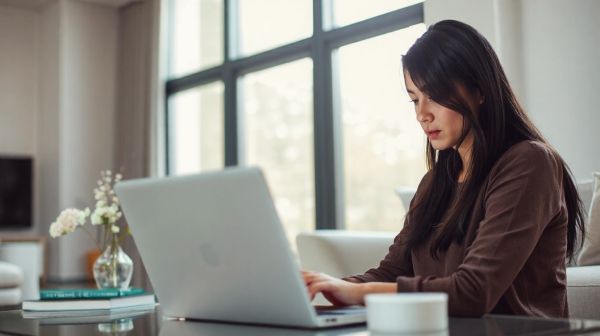 Top 5 astuces pour naviguer les médias en ligne facilement